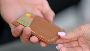 Фотография к новости: Балаларыңыздың банк картасын бақылауға алыңыз!