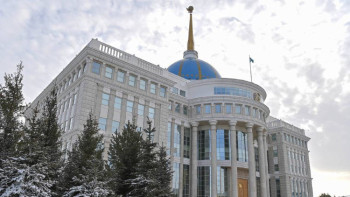 Фотография к новости: Президент Мекемтас Мырзахметұлының отбасына көңіл айту жеделхатын жолдады