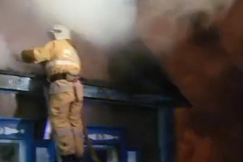 Фотография к новости: Солтүстік Қазақстанда шаруашылық құрылыс пен үй өртенді