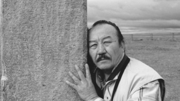 Фотография к новости: АҚШ-та Мұхтар Мағауинді ақтық сапарға шығарып салды