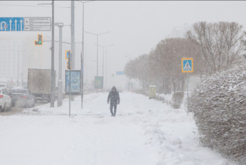 Фотография к новости: Қар, тұман, бұрқасын: Бірнеше өңірде ескерту жарияланды