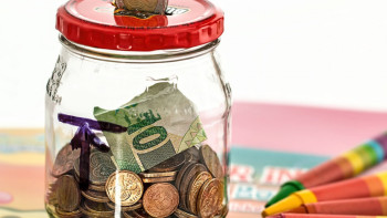 Фотография к новости: Депозит vs жастықтың асты: Ақшаны қалай жинаған дұрыс