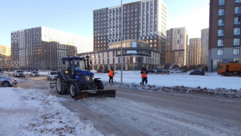 Фотография к новости: Астанадан өткен түнде 32 мың текше метрден астам қар шығарылды