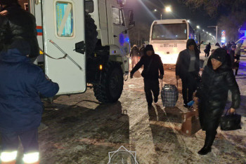 Фотография к новости: Жолда қалған 24 жолаушы құтқарылды