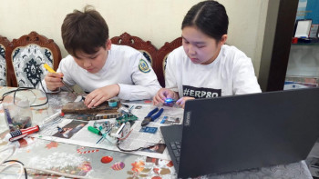 Фотография к новости: Елордалық оқушылар есте сақтау қабілеті бар ақылды розетка жасап шығарды