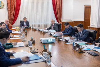 Фотография к новости: Бектенов техникалық мамандарға арналған тұрғын үй бағдарламасын кеңейту қажеттігін айтты