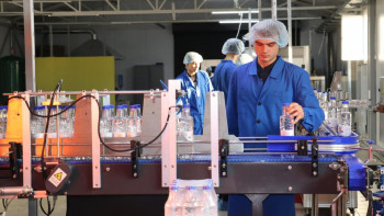 Фотография к новости: Жамбыл облысында минералды ауызсу шығаратын зауыт іске қосылды