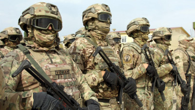 Арнайы операциялар күштерінің әскерилері кәсіби мерекесін атап өтіп жатыр