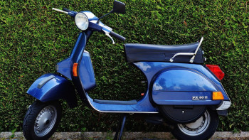 Фотография к новости: Алматыда алғашқы мопед тіркелді