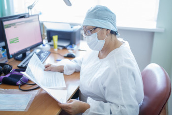 Фотография к новости: "Больничный": Қазақстанда аурухана парағы енді электронды форматта болады