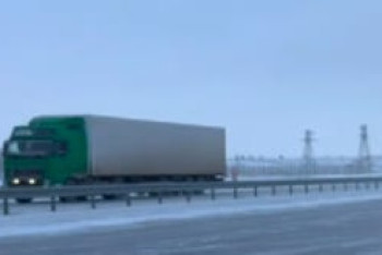 Фотография к новости: Алматыда үш қабатты заңсыз нысан сүріліп жатыр