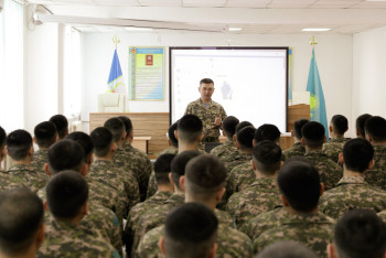 Фотография к новости: Қорғаныс саласында реформа: "Әскери резервшілер" дайындалады