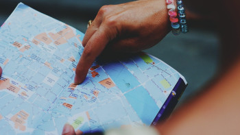 Фотография к новости: Қазақстанда ресми гидтерді қай жерден табуға болады?