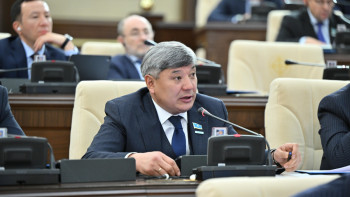 Фотография к новости: Қазақстанда фильмдердегі мемлекеттік тіл нормаларының сақталуын бақылауды күшейту ұсынылды