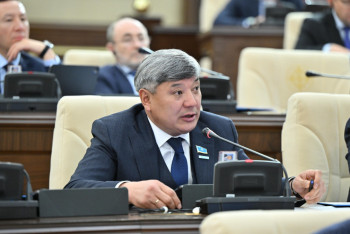 Фотография к новости: Қазақстанда фильмдердегі мемлекеттік тіл нормаларының сақталуын бақылауды күшейту ұсынылды