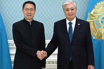 Фотография к новости: Тоқаев Қытайдың Қазақстандағы жаңадан тағайындалған елшісін қабылдады