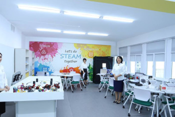 Фотография к новости: Маңғыстауда үздік мектеп ұжымына автокөлік беріледі