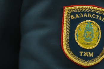 Фотография к новости: Шымкентте ТЖМ қызметкерлері аттракциондар саябағындағы өртті сөндірді