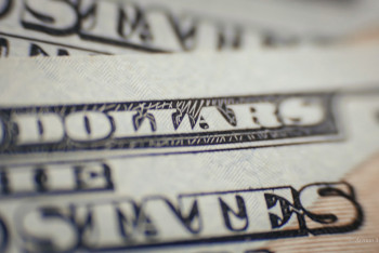 Фотография к новости: Еліміздегі доллар бағамы тағы өзгерді