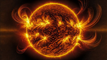 Фотография к новости: Ғалымдар Күннен таңғажайып құбылысты байқады