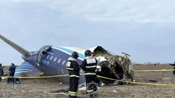 Фотография к новости: Ақтаудағы ұшақ апаты: Апаттың неден болғаны келесі апта айтылады