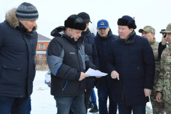 Ақтөбе әкімі су тасқынына дайындық барысын тексерді