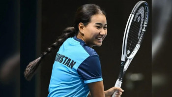 Фотография к новости: Сандуғаш Кенжебаева үшінші рет ITF W15 турнирінде жеңіске жетті