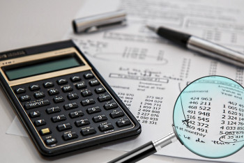 Фотография к новости: Аудиторлар МӘМС-ті тексерді