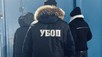 Фотография к новости: Оралда тонау және бопсалау дерегі бойынша күдікке ілінген қыздар ұсталды