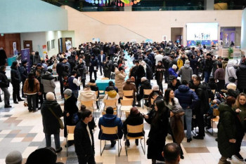 Фотография к новости: Жұмысшы мамандықтар жылы: елордада бос жұмыс орындары жәрмеңкесі өтті