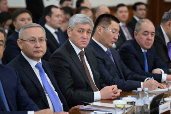 Фотография к новости: Тоқаев әкімдерді оқытатын мектеп ашуды тапсырды