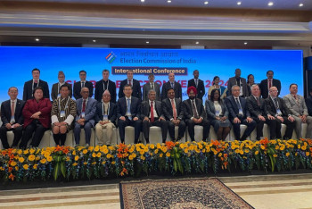 Фотография к новости: Қазақстан Үндістандағы конференцияда сайлау тәсілдерін ұсынды