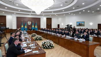 Фотография к новости: Тоқаев мемқызметшілерге ескерту жасады