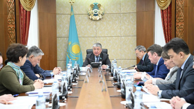 Сенаторлар пошта туралы заңнамадағы өзгерістерді талқылады