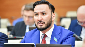 Фотография к новости: Екінші деңгейлі банктер үкіметке көмектесу керек – депутат