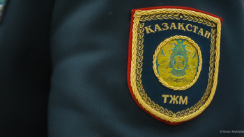 Фотография к новости: ТЖМ құтқарушылары 3 адамды эвакуациялады