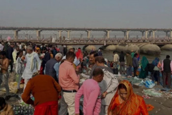 Фотография к новости: Үндістанда діни фестиваль кезінде 30 адам қаза тапты