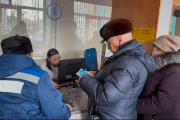 Көкшетауда 5 мыңнан астам зейнеткер тегін жол жүру карталарын алды