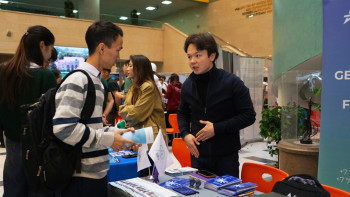 Фотография к новости: Астанада оқушыларға арналған шетелдік университет филиалдарының көрмесі өтіп жатыр