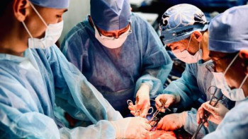 Фотография к новости: Алматылық дәрігерлер ауыр дертке шалдыққан науқасты аман алып қалды