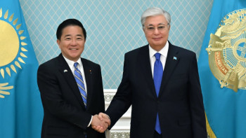 Фотография к новости: Мемлекет басшысы Жапония Премьер-министрінің арнаулы кеңесшісін қабылдады