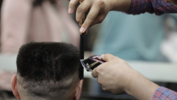 Фотография к новости: Елімізде шаш қию қызметі қанша тұрады