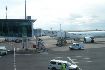 Фотография к новости: Ауыр жағдайдағы жолаушы неліктен жалпы тексерістен өткен - Алматы әуежайы жауап берді