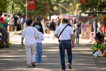 Фотография к новости: Жәрдемақы мен зейнетақы: Кім қандай төлем алады