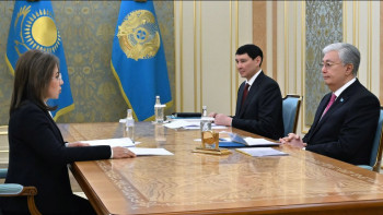 Фотография к новости: Мемлекет басшысы Мәдина Әбілқасымованы қабылдады