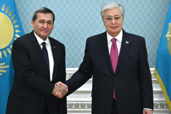 Фотография к новости: Тоқаев Түрікменстанның Сыртқы істер министрін қабылдады