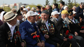 Фотография к новости: 2 млн теңгеден 5 млн теңгеге дейін: Қай өңір ардагерлерге қандай төлем береді