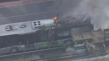 Фотография к новости: Бразилияда ұшақ апатқа ұшырап, автобуспен соқтығысты