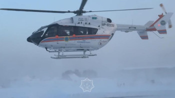 Фотография к новости: Жаңа туған нәресте ауруханаға ТЖМ тікұшағымен жеткізілді