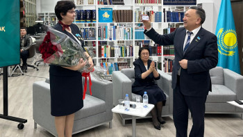 Фотография к новости: "Ауыл" партиясы ұлағатты ұстаздарды ұлықтады